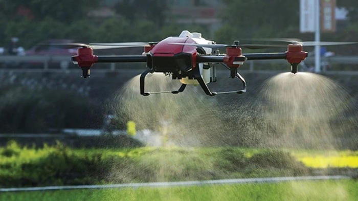 Phun Thuốc Sâu Bằng Flycam