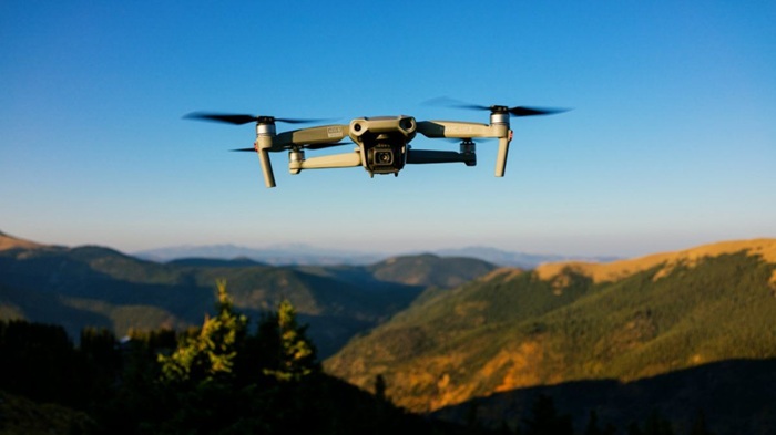 So sánh Flycam dân dụng và UAV chuyên dụng trắc địa